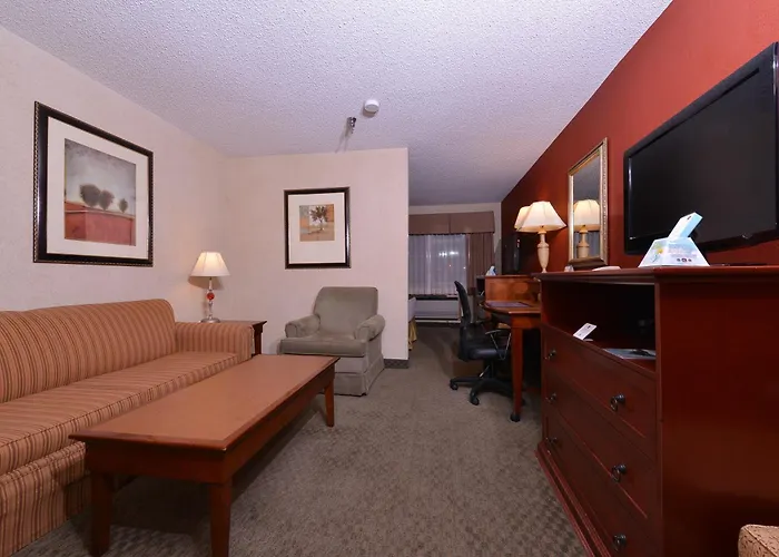 Best Western Plus Rama Inn